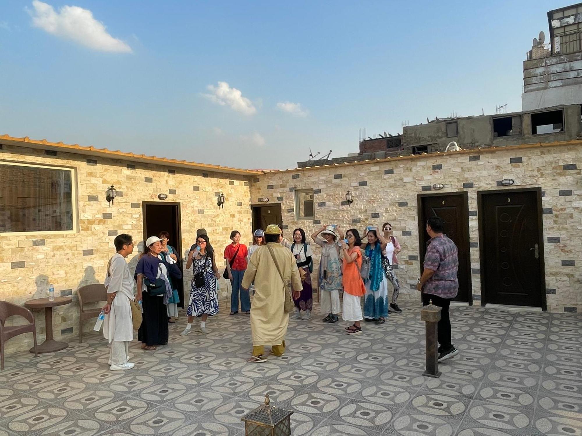 Sphinx Palace Pyramids View Inn Kafret el-Gabal 외부 사진