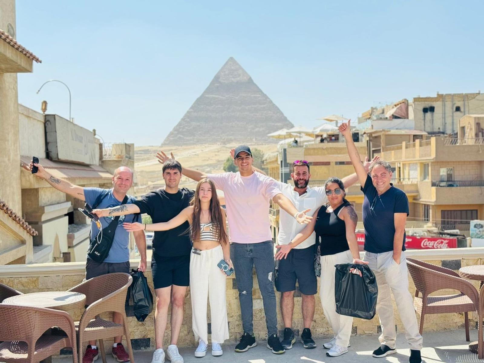 Sphinx Palace Pyramids View Inn Kafret el-Gabal 외부 사진